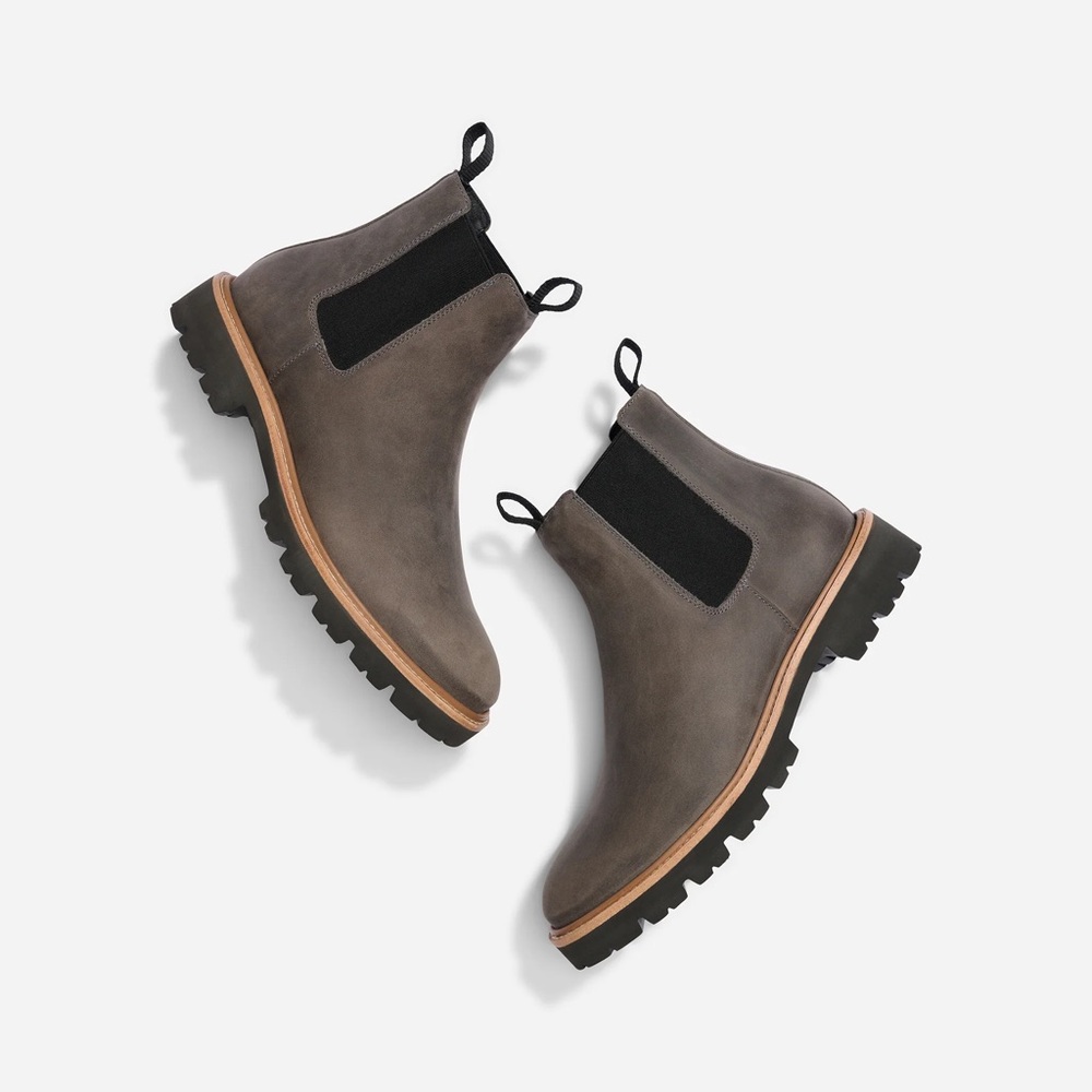 Nisolo Taupe Chelsea Booties with Black Elastic